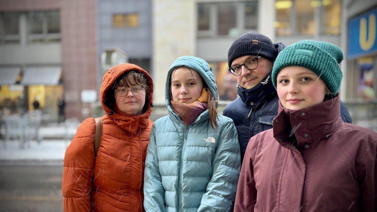 bageltechnews social media news